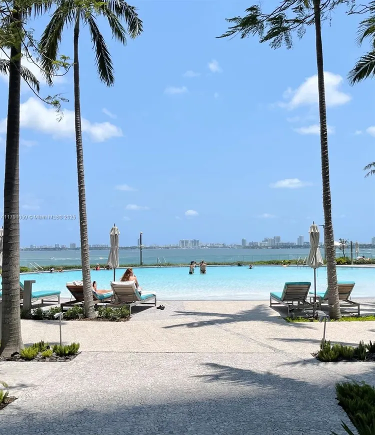 Paraiso Bay #3808 image #38