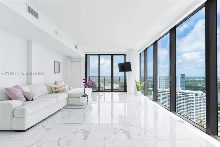 Paraiso Bay #3808 image #6