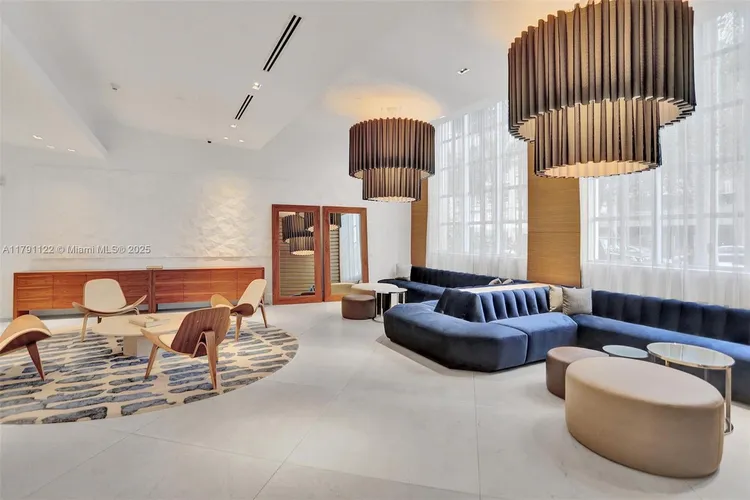 Midtown 4 #H2006 image #30