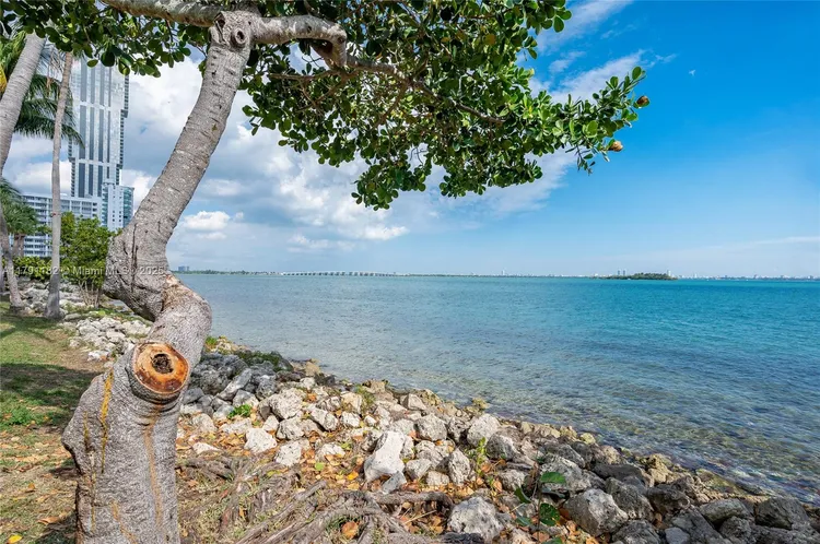 Quantum on the Bay #2816 image #20