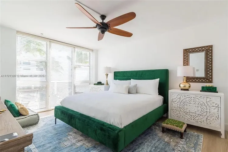 Harbour House #219 image #15