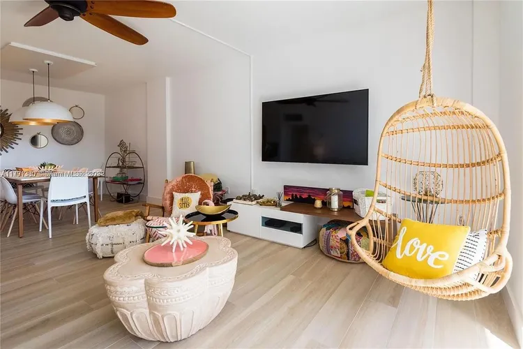 Harbour House #219 image #7