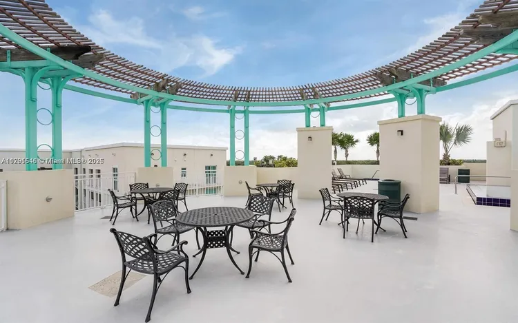 Downtown Dadeland #B314 image #24