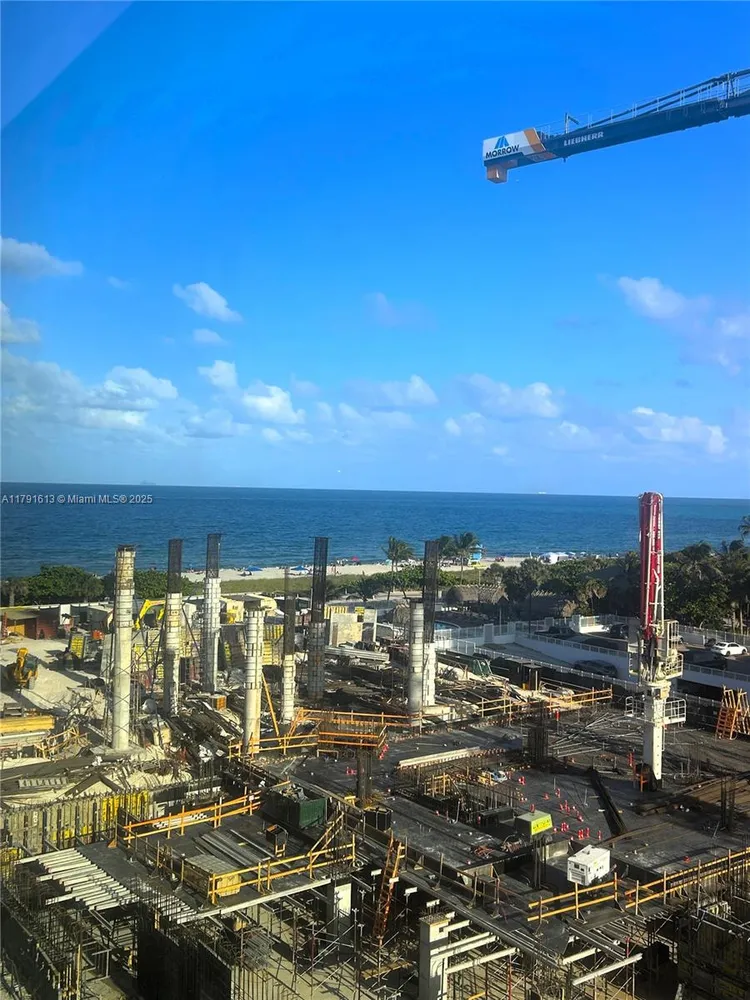 Carriage House #434 image #19