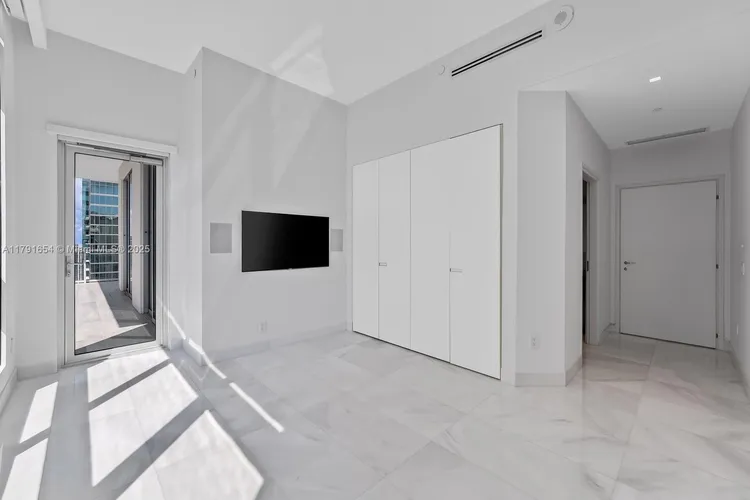 Met1 #PH-3902 image #13