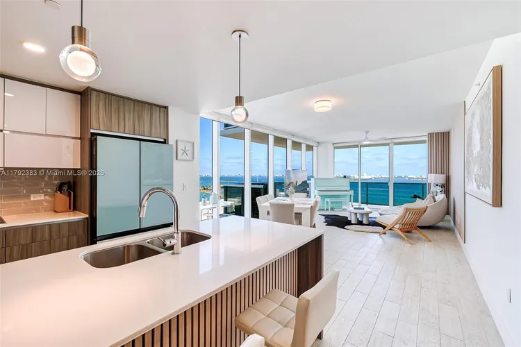 Bay House #2501 image #17