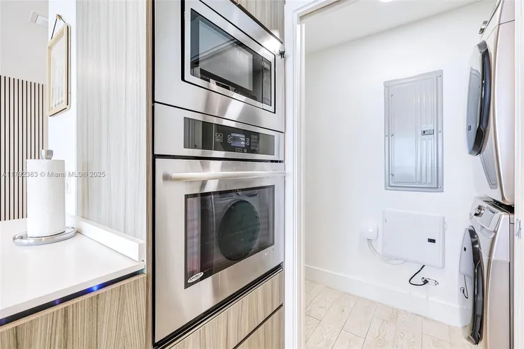 Bay House #2501 image #19