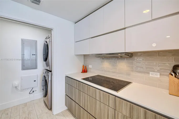 Bay House #2501 image #20