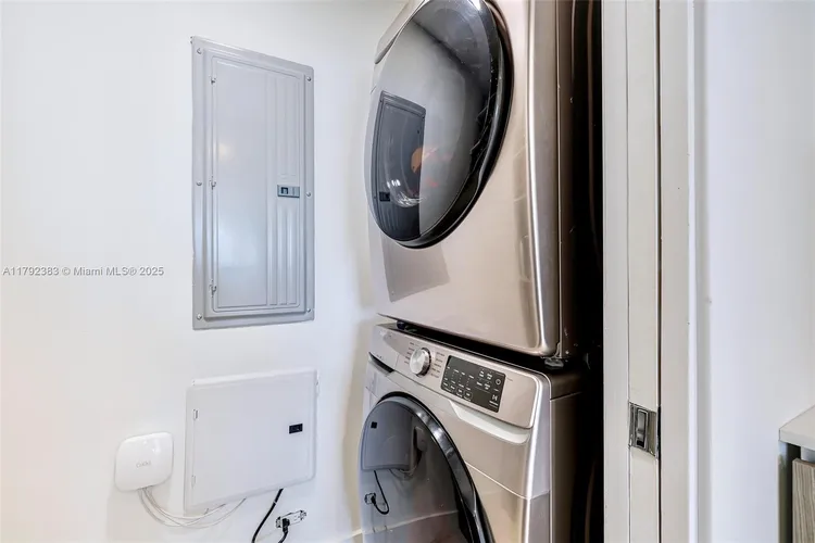 Bay House #2501 image #21