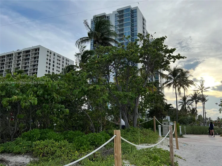 Mirasol Ocean Towers #1405 image #14