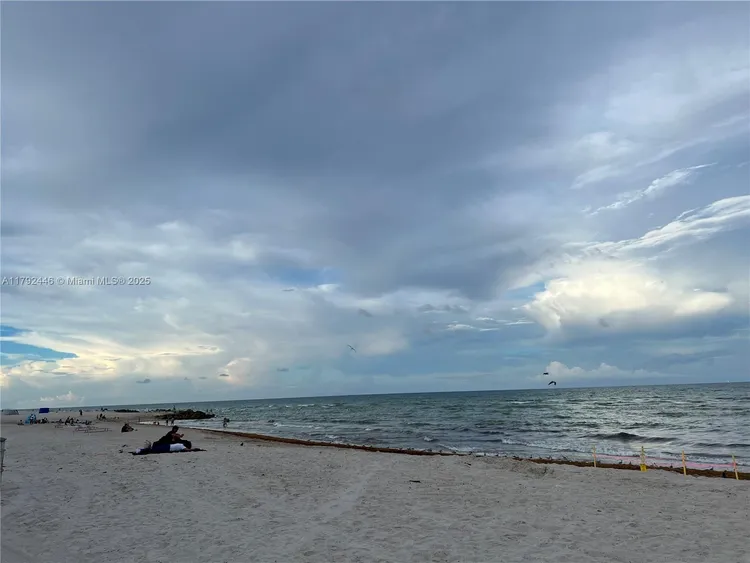 Mirasol Ocean Towers #1405 image #16