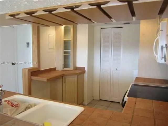 The Venetia #33H image #9