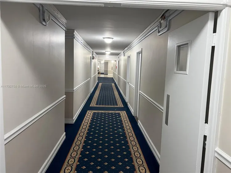 Carriage Club North #214 image #23