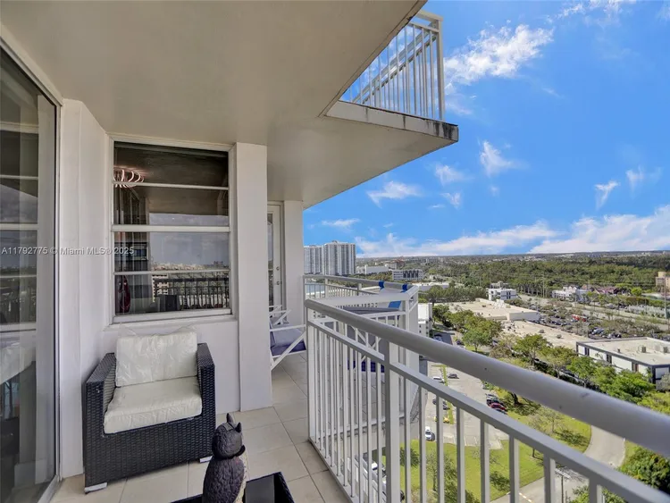 Del Prado South Tower #1904 image #26