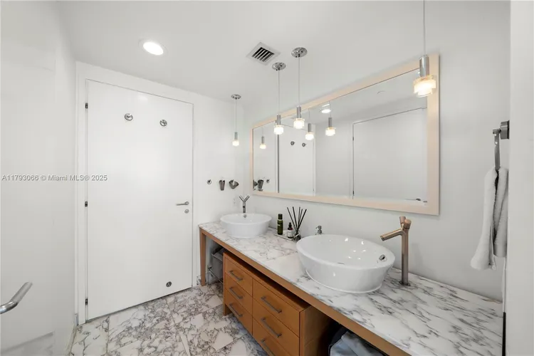ICON South Beach #2708 image #19