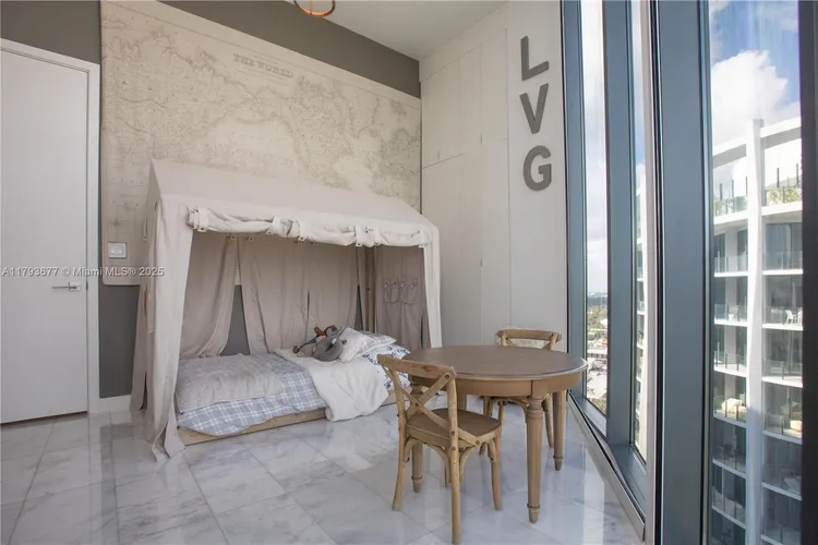 Two Park Grove #20D image #14