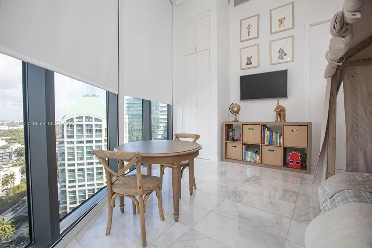 Two Park Grove #20D image #15