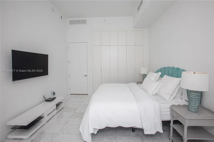 Two Park Grove #20D image #18