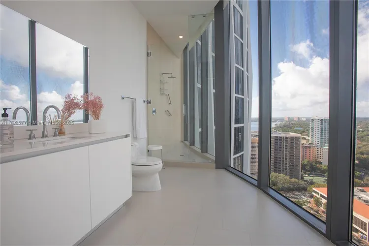 Two Park Grove #20D image #20