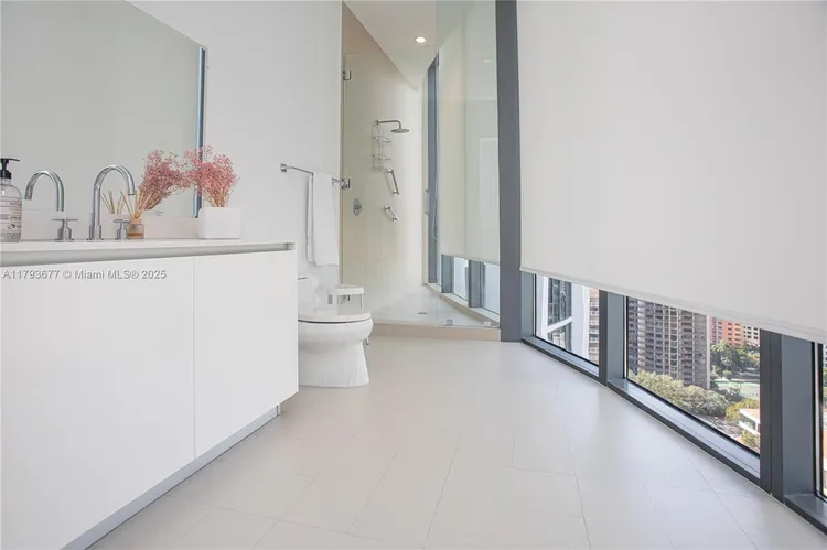 Two Park Grove #20D image #21