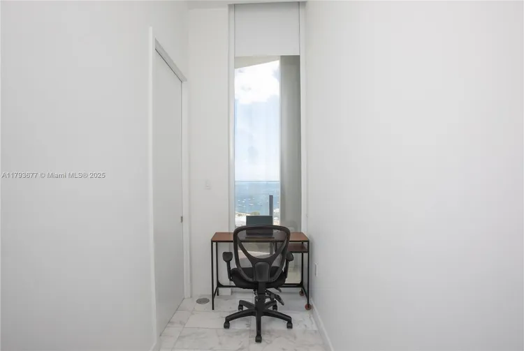 Two Park Grove #20D image #24