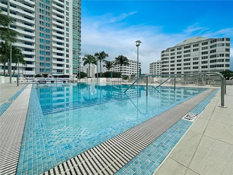 The Plaza on Brickell South #1401 image #13