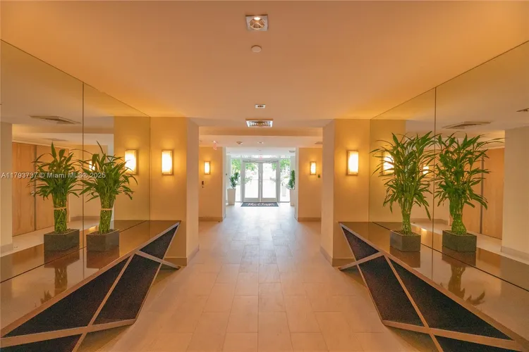 The Plaza on Brickell South #1401 image #24
