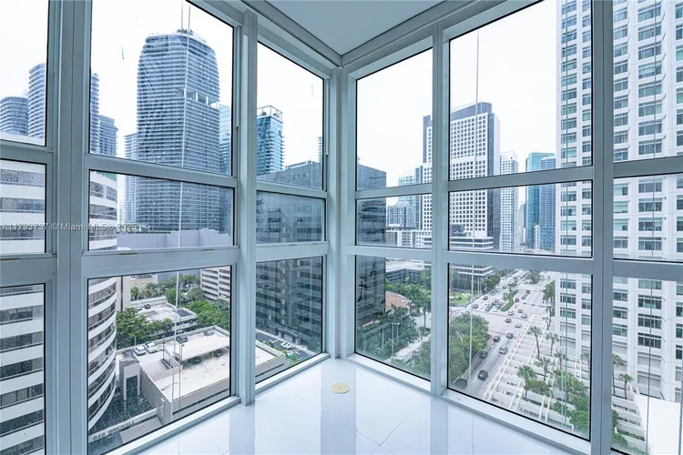 The Plaza on Brickell South #1401 image #30