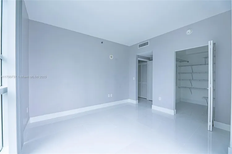 The Plaza on Brickell South #1401 image #32
