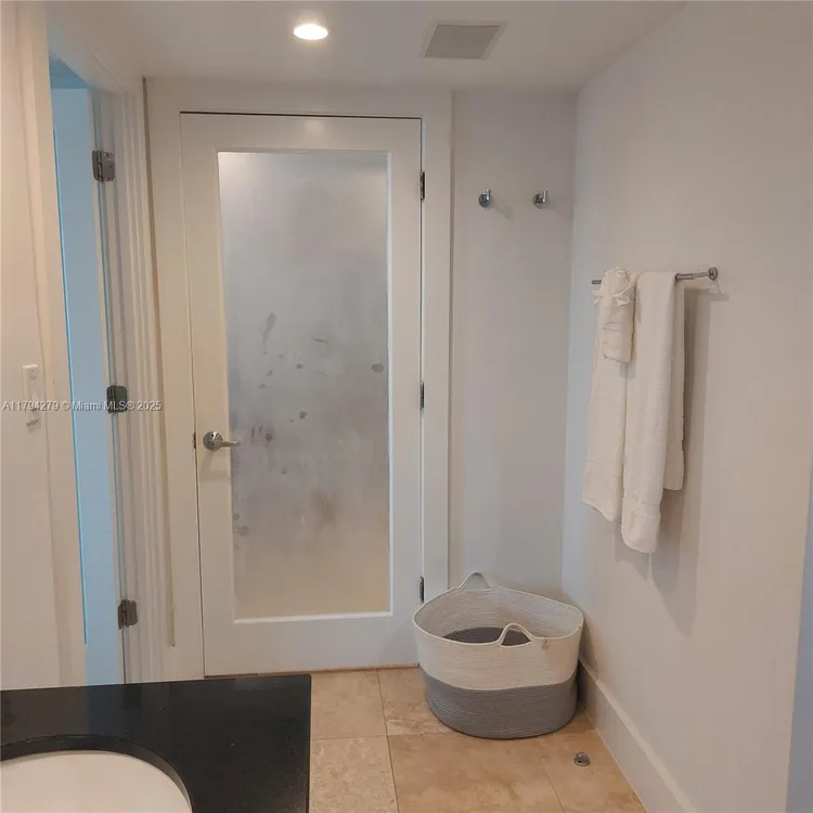 Roney Palace #1125 image #26