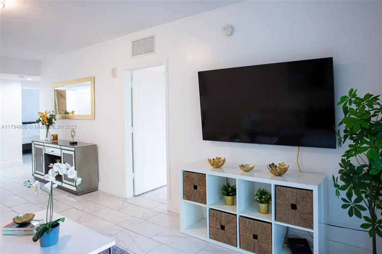 Sail on Brickell #1605 image #11