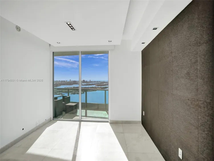 900 Biscayne Bay #4103 image #6