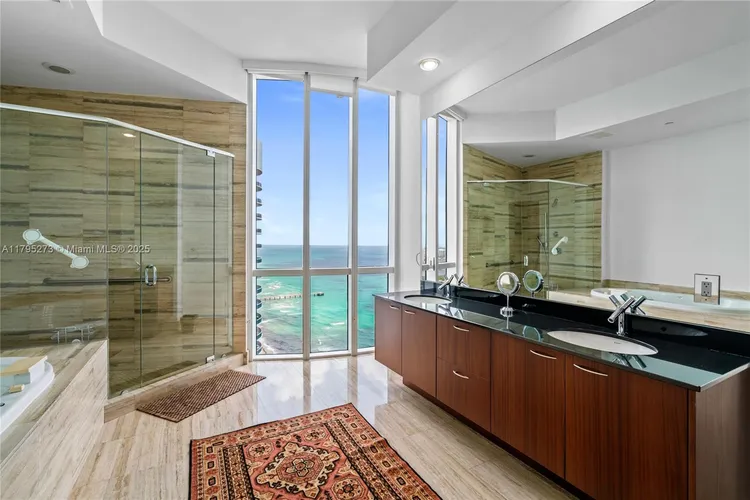 Trump Tower 3 #3901 image #12