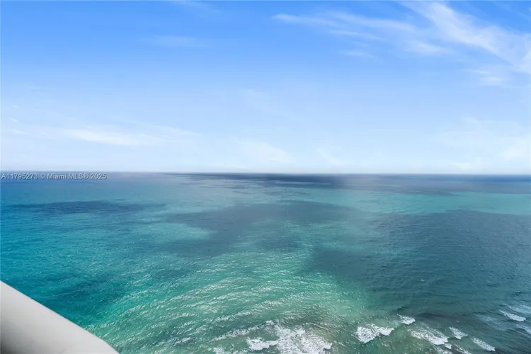 Trump Tower 3 #3901 image #14