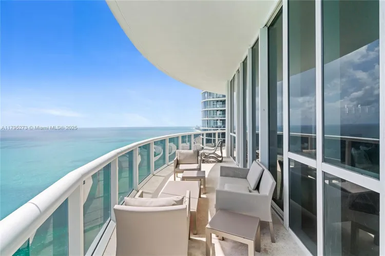 Trump Tower 3 #3901 image #23