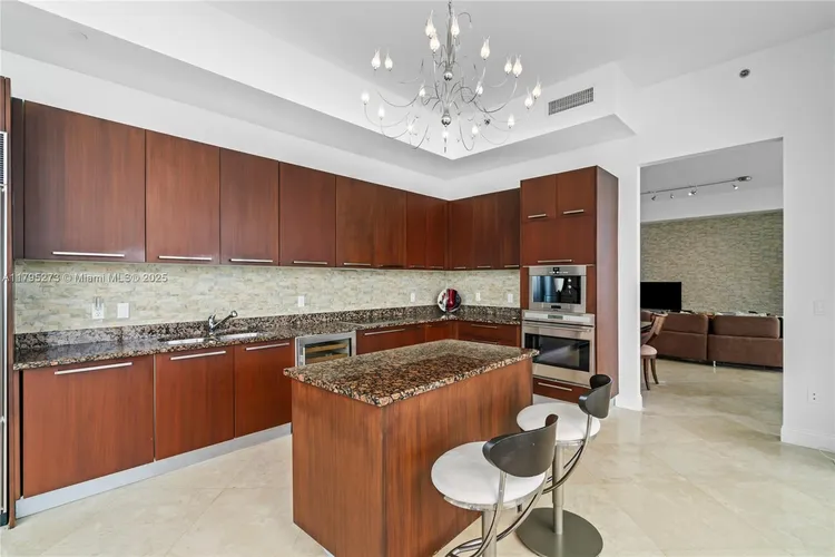 Trump Tower 3 #3901 image #25