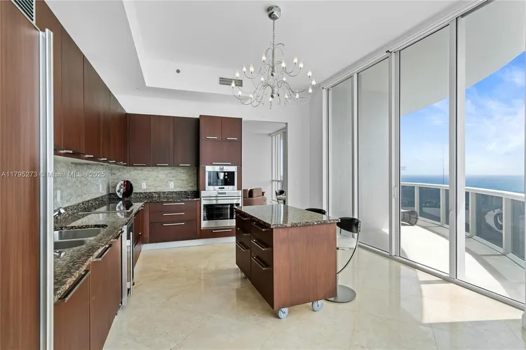 Trump Tower 3 #3901 image #48