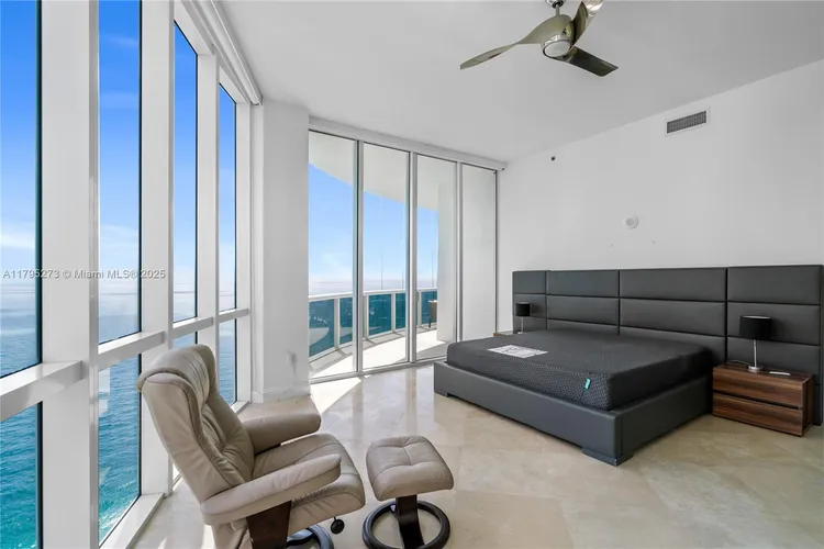 Trump Tower 3 #3901 image #55