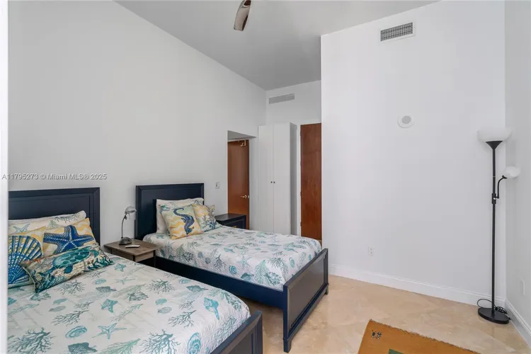 Trump Tower 3 #3901 image #57