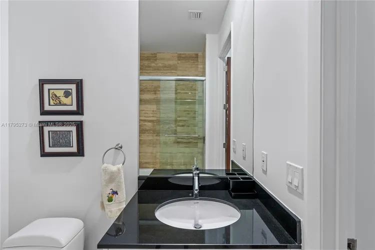 Trump Tower 3 #3901 image #60