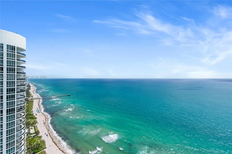 Trump Tower 3 #3901 image #7