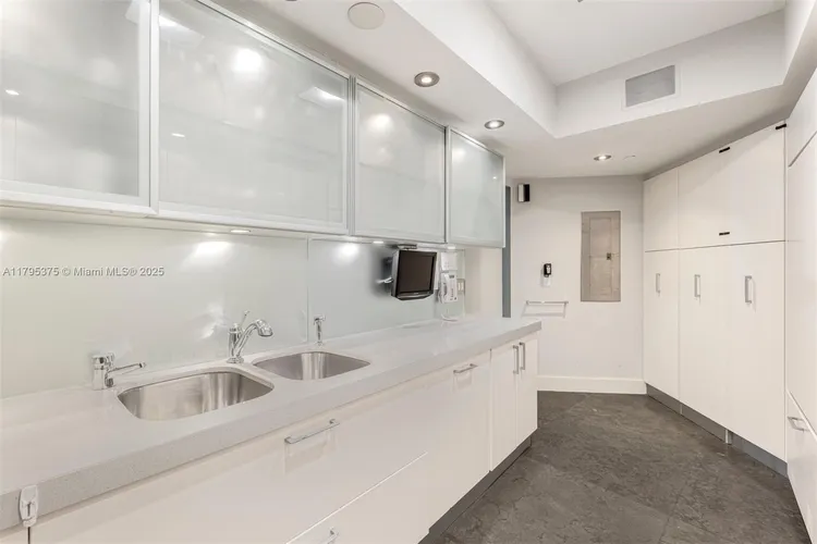 ICON South Beach #2303 image #24