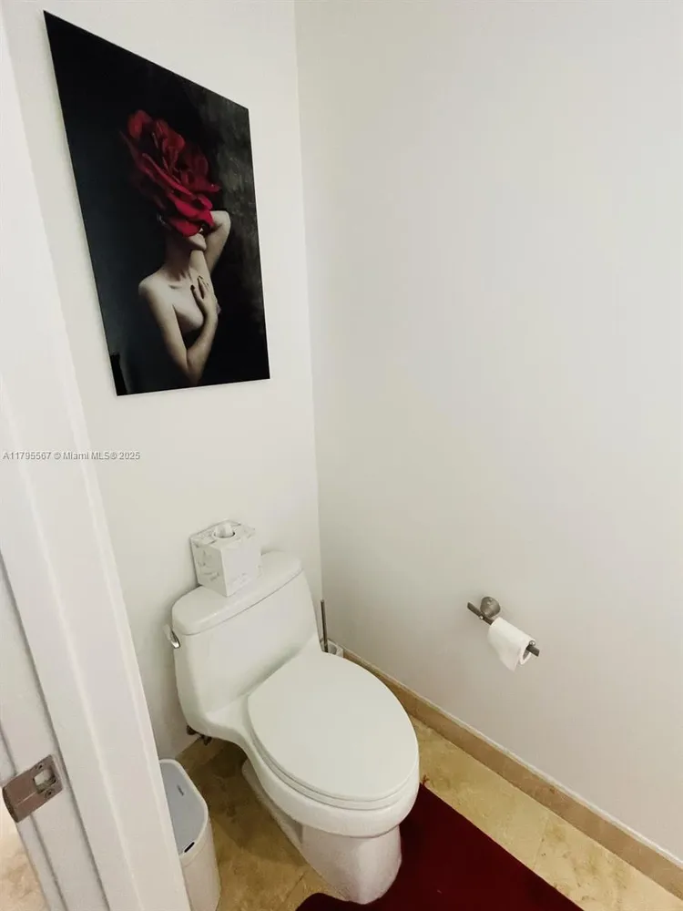 Carbonell #1002 image #10