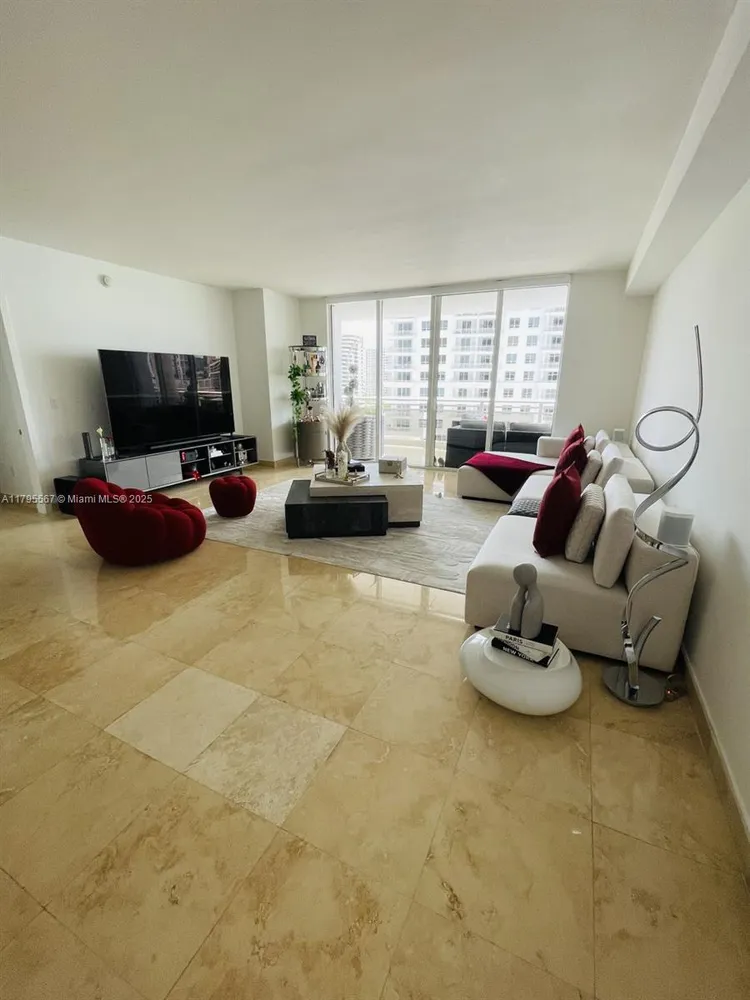 Carbonell #1002 image #13