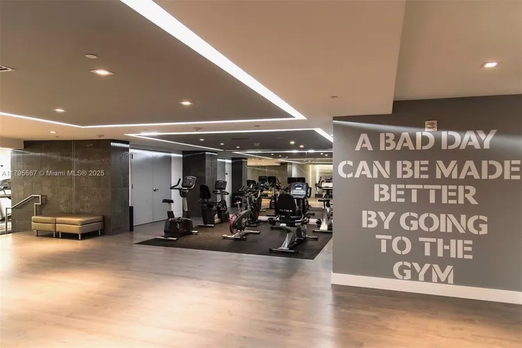 Carbonell #1002 image #21