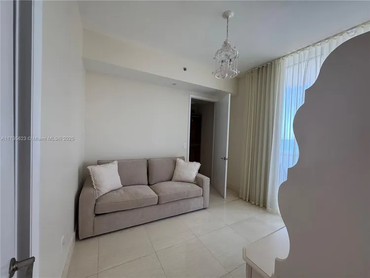 Trump Tower 2 #1102 image #18