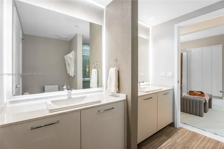 1010 Brickell #3501 image #17
