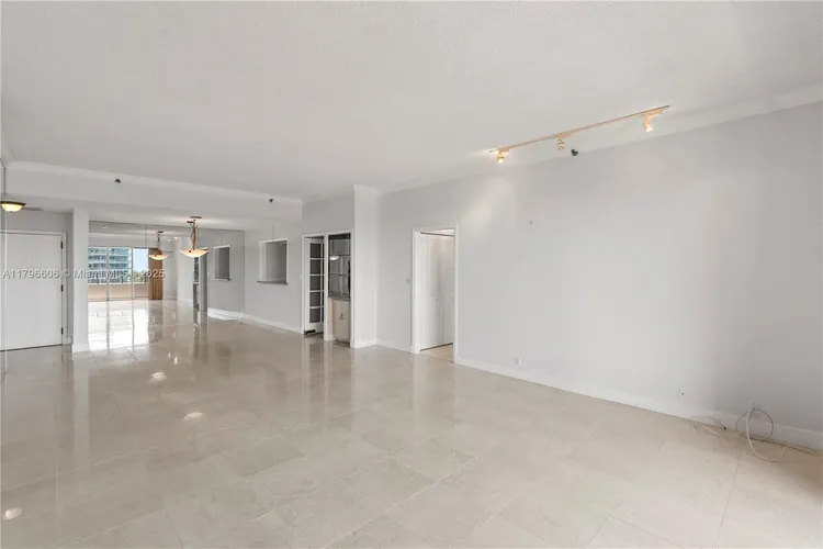 Key Colony I - Tidemark #633 image #14