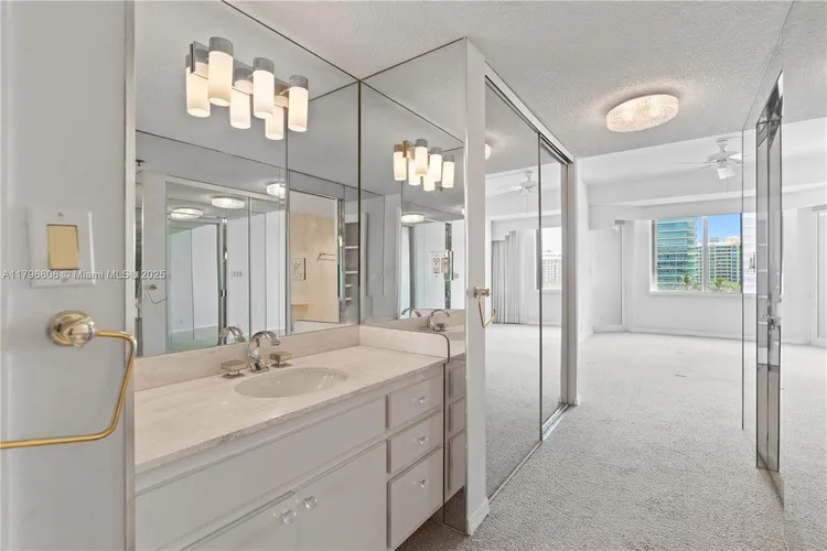 Key Colony I - Tidemark #633 image #29