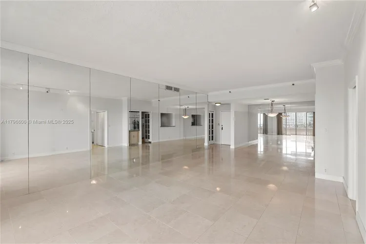 Key Colony I - Tidemark #633 image #9